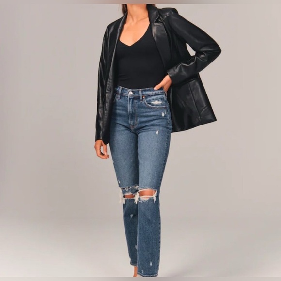 Abercrombie High Rise Mom Jeans - Medium Ripped Wash - Picture 2 of 8